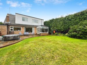 Photo 17- click for photo gallery